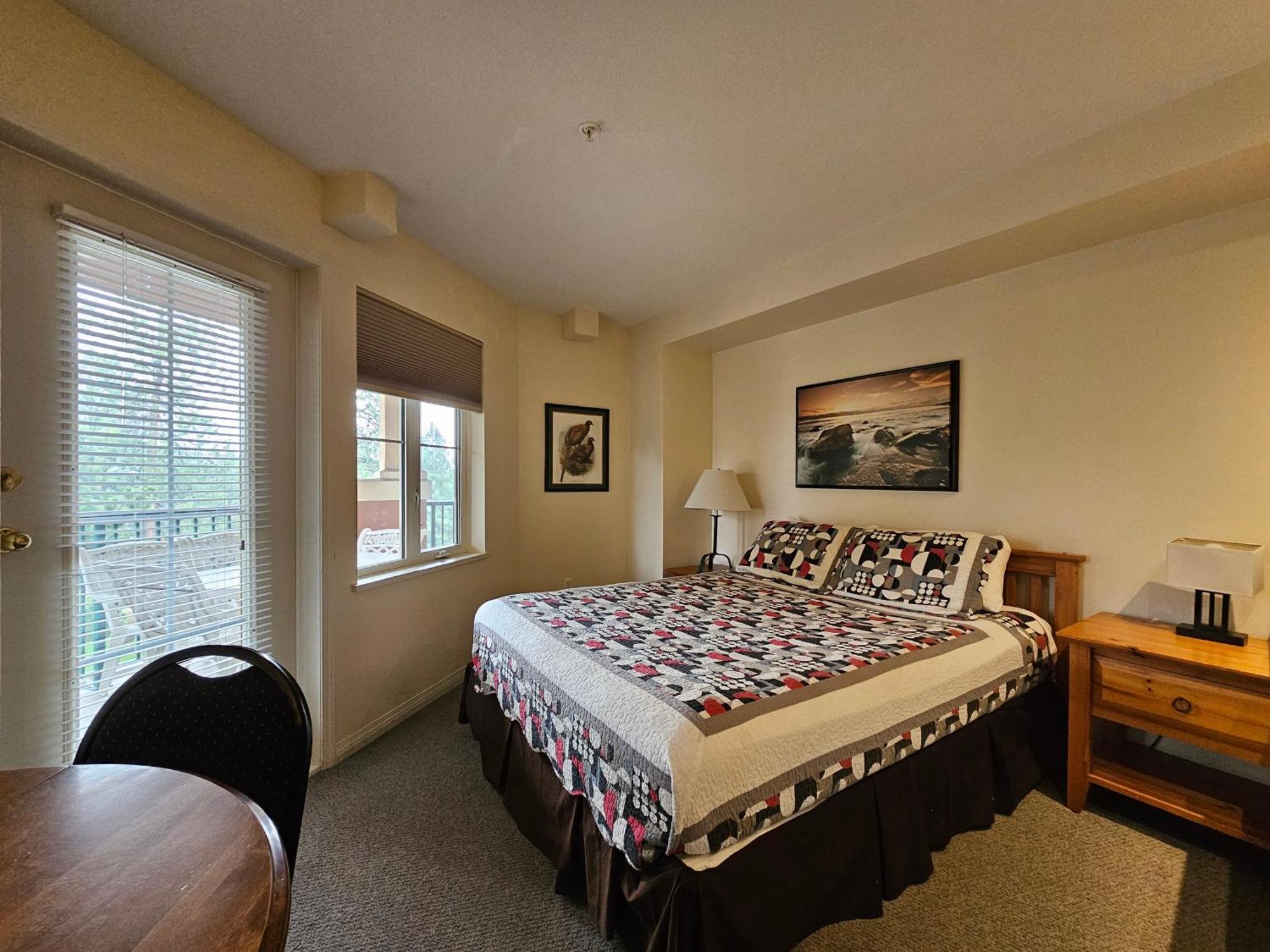 Borgata Lodge Resort Kelowna Dış mekan fotoğraf