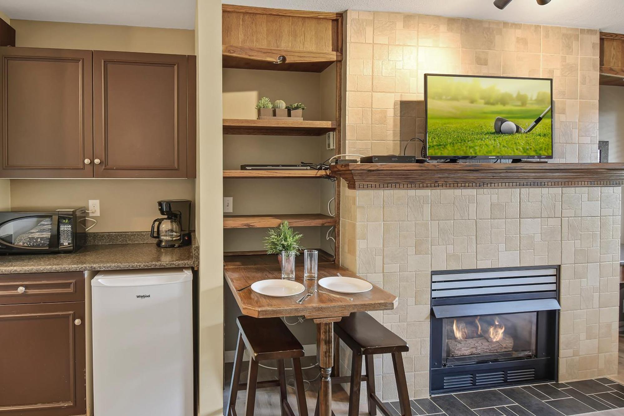 Borgata Lodge Resort Kelowna Dış mekan fotoğraf